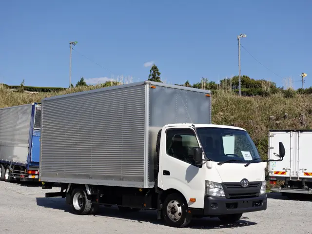 トヨタ ダイナ SKG-XZU710(2WD)の写真16