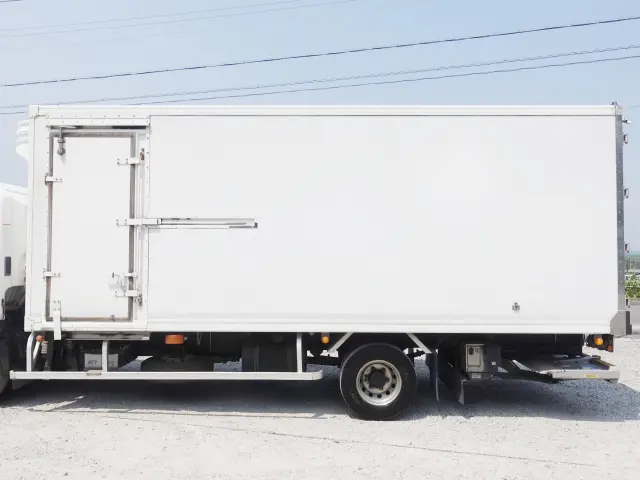 日野 レンジャー 2KG-FC2ABA(2WD)の写真8
