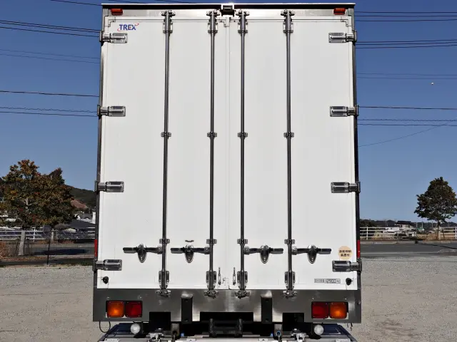 三菱 スーパーグレート QPG-FS64VZ(8x4)の写真9