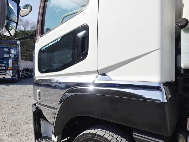 三菱 スーパーグレート QPG-FS64VZ(8x4)の写真11