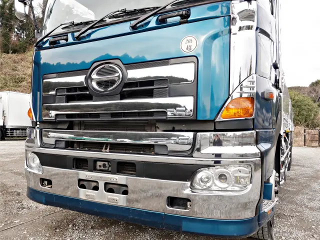 日野 プロフィア ADG-FR1EXYA(6x2)の写真4