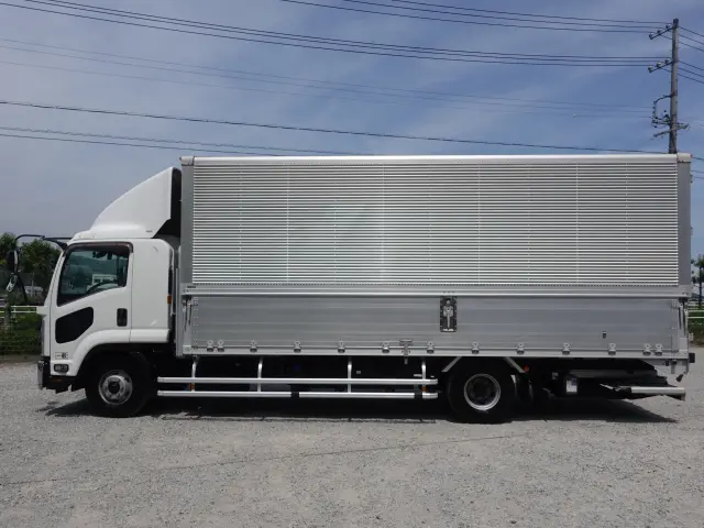 いすゞ フォワード 2RG-FRR90T2(2WD)の写真7