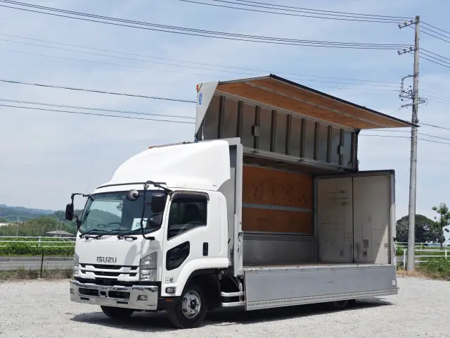 いすゞ フォワード 2RG-FRR90T2(2WD)の写真23