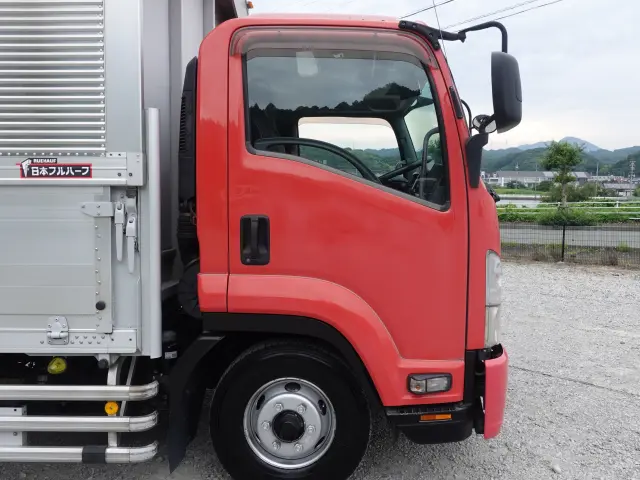 いすゞ フォワード SKG-FSR90S2(2WD)の写真4