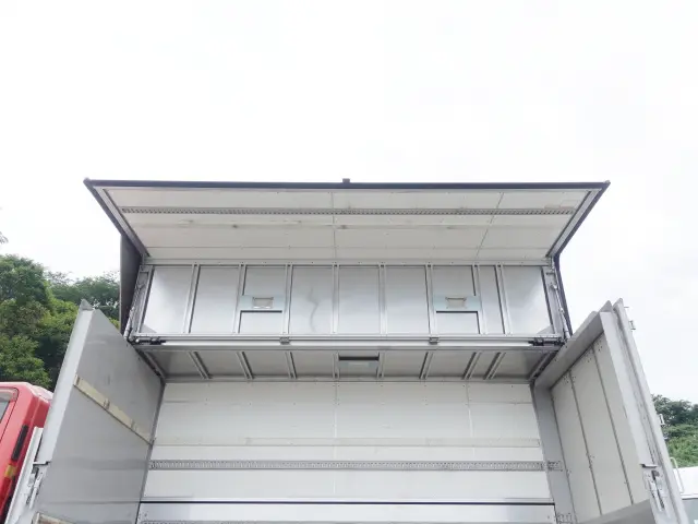 いすゞ フォワード SKG-FSR90S2(2WD)の写真12