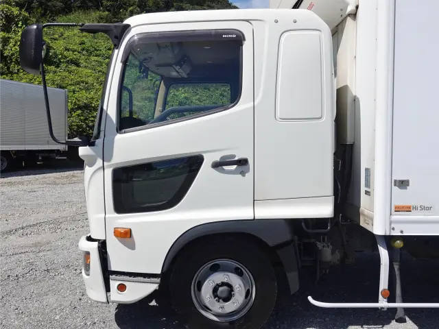 日野 レンジャー 2KG-FD2ABG(2WD)の写真10