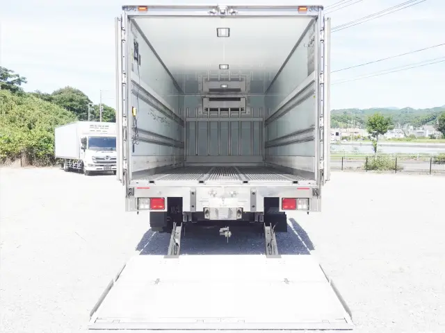 日野 レンジャー 2KG-FD2ABG(2WD)の写真11