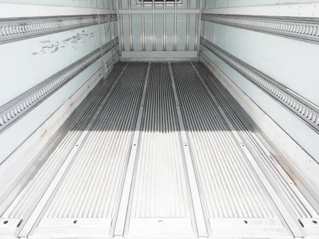 日野 レンジャー 2KG-FD2ABG(2WD)の写真13