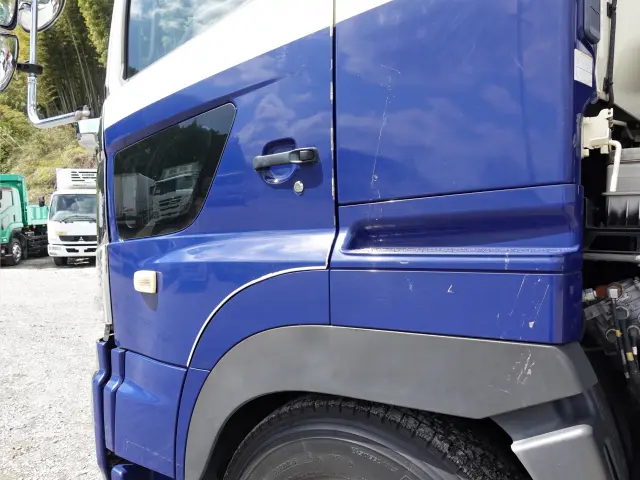 日野 プロフィア QDG-SS1EKDA(6x4)の写真13