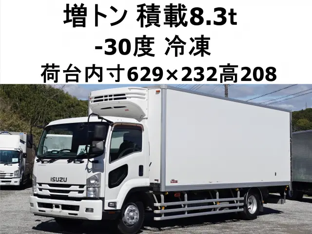 いすゞ フォワード LKG-FTR90T2(2WD)の写真1