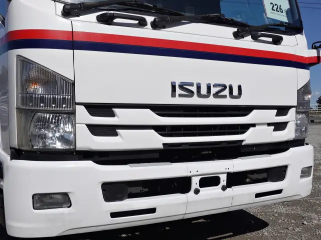 いすゞ フォワード TKG-FRR90T2(2WD)の写真5