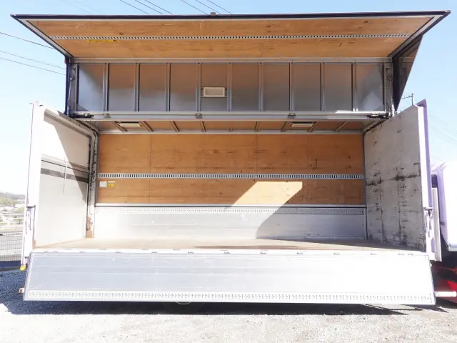 いすゞ フォワード TKG-FRR90S2(2WD)の写真14