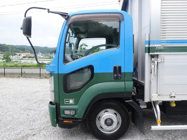 いすゞ フォワード TKG-FRR90S2(2WD)の写真10