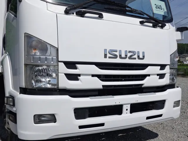 いすゞ フォワード TKG-FRR90T2(2WD)の写真5