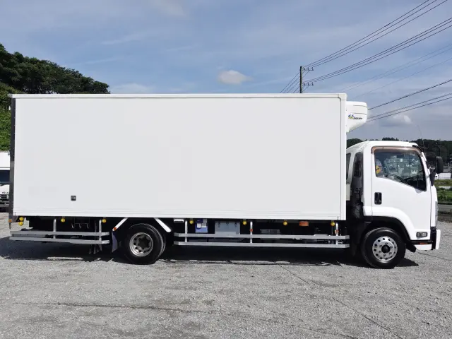 いすゞ フォワード TKG-FRR90T2(2WD)の写真9