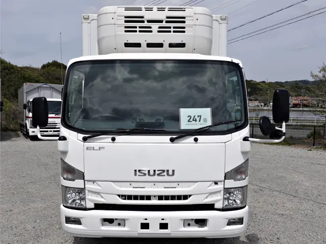 いすゞ エルフ 2RG-NPR88AN(2WD)の写真4