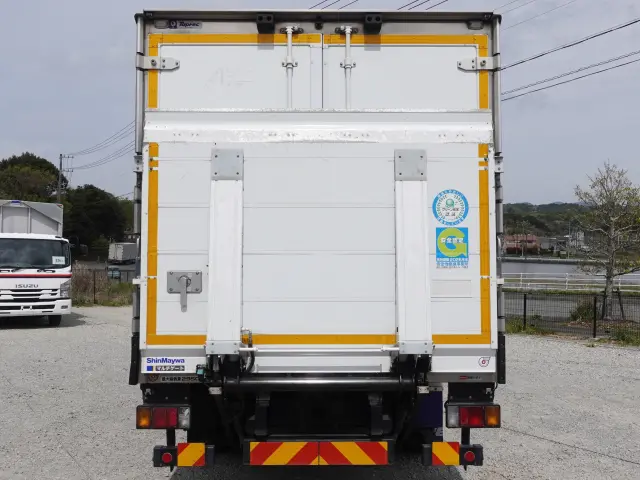 いすゞ エルフ 2RG-NPR88AN(2WD)の写真11