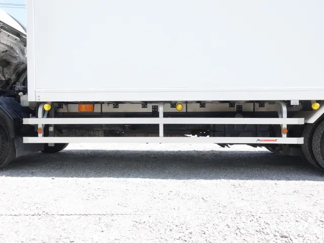 いすゞ フォワード TKG-FRR90T2(2WD)の写真20