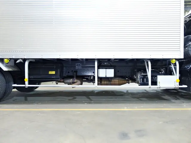 いすゞ フォワード TKG-FRR90S2(2WD)の写真15