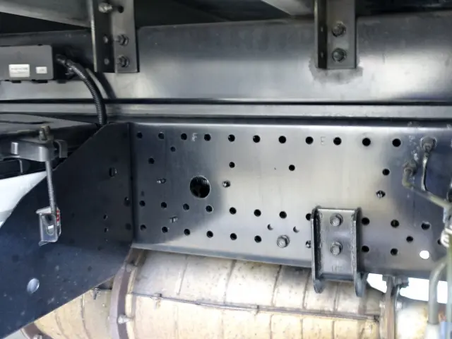 いすゞ フォワード TKG-FRR90S2(2WD)の写真16