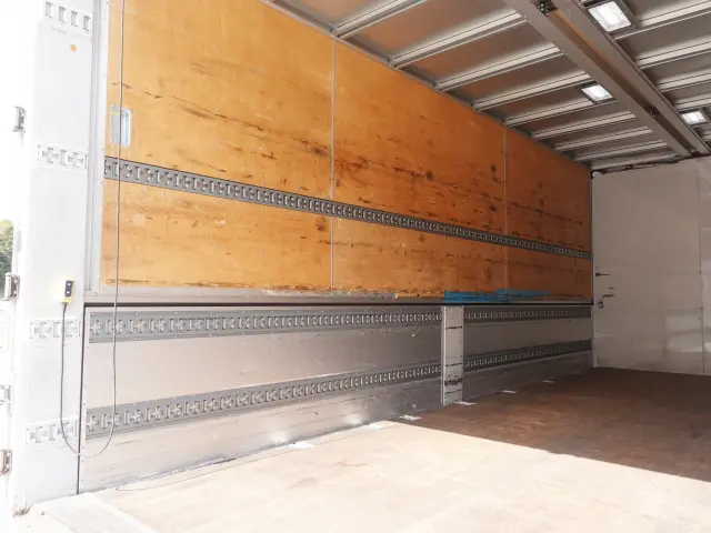 ＵＤ コンドル LKG-PK39CH(2WD)の写真12