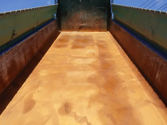 いすゞ ギガ QKG-CXZ77AT(6x4)の写真9