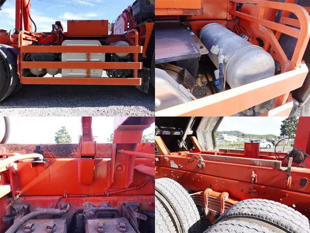 いすゞ ギガ QKG-CXZ77AT(6x4)の写真11