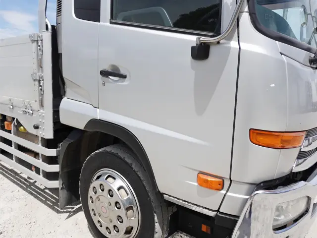 UD コンドル LDG-PW39L(6x4)の写真6