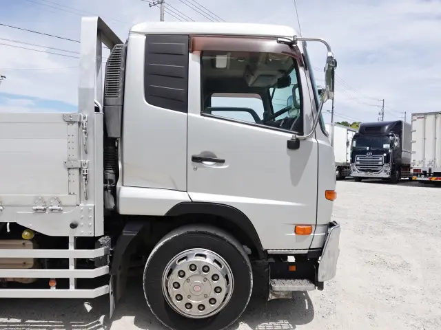UD コンドル LDG-PW39L(6x4)の写真7