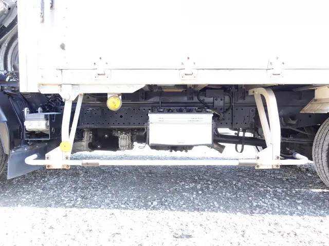 いすゞ エルフ TRG-NLR85AN(2WD)の写真21