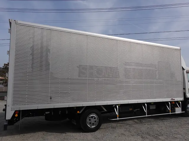 いすゞ フォワード TKG-FRR90S2(2WD)の写真8