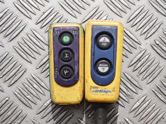 いすゞ エルフ TKG-NPR85AN(2WD)の写真14