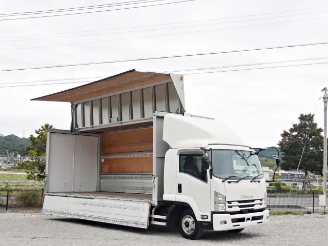 いすゞ フォワード 2RG-FRR90T2(2WD)の写真17