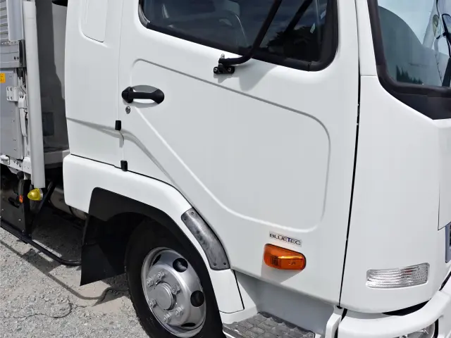 三菱 ファイター 2KG-FK62F(2WD)の写真6