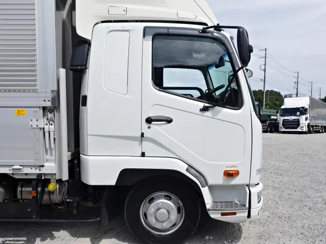 三菱 ファイター 2KG-FK62F(2WD)の写真7