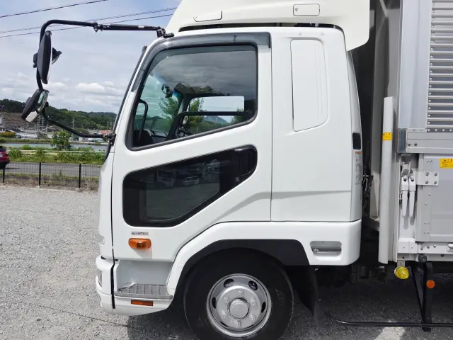 三菱 ファイター 2KG-FK62F(2WD)の写真14