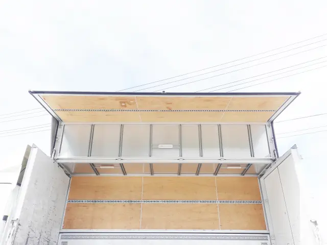 三菱 ファイター 2KG-FK62F(2WD)の写真16