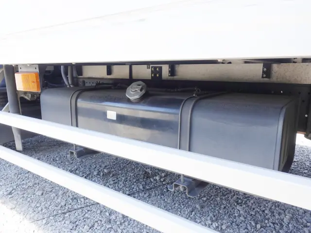 いすゞ フォワード TKG-FRR90S2(2WD)の写真18