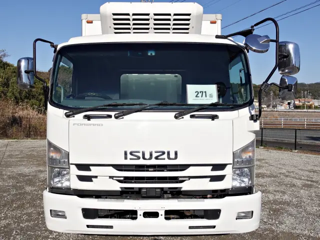 いすゞ フォワード 2PG-FRR90T2(2WD)の写真4