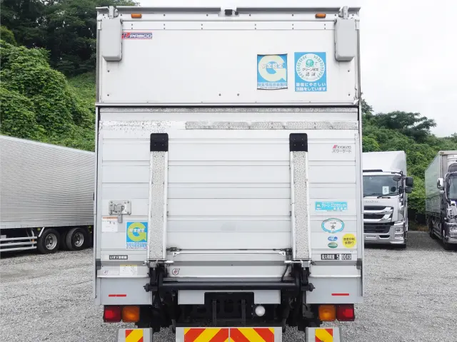いすゞ フォワード SKG-FSR90T2(2WD)の写真6