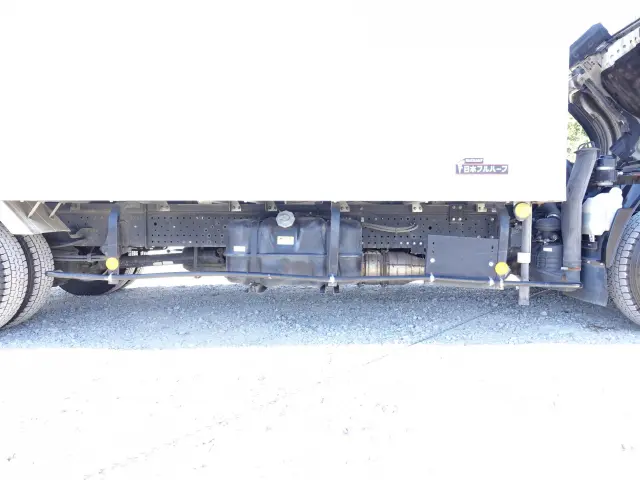 いすゞ エルフ SKG-NPR85AN(2WD)の写真14