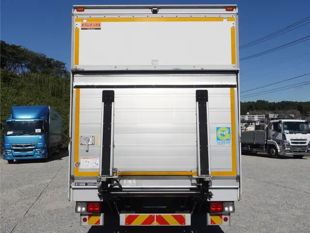 日野 レンジャー 2KG-FC2ABA(2WD)の写真8