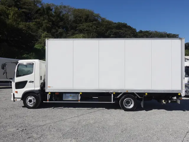 日野 レンジャー 2KG-FC2ABA(2WD)の写真9