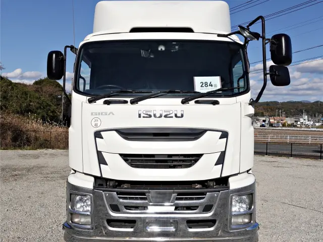 いすゞ ギガ QKG-CYJ77B(8x4)の写真3