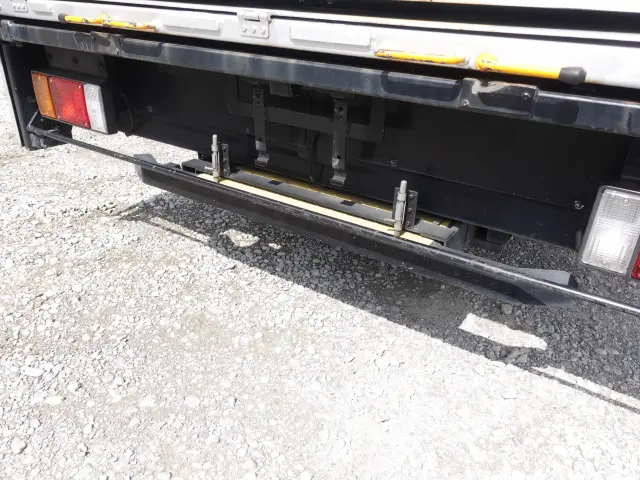 いすゞ エルフ TPG-NPR85AN(2WD)の写真17