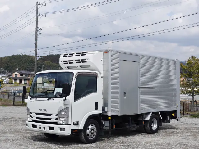 いすゞ エルフ TPG-NPR85AN(2WD)の写真30