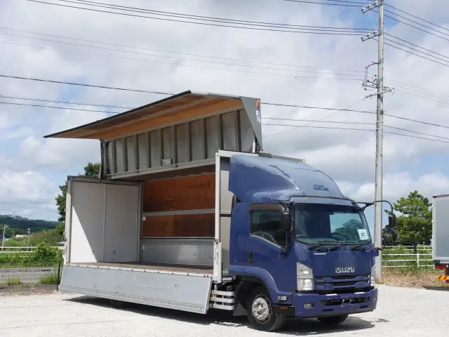 いすゞ フォワード LKG-FTR90T2(2WD)の写真19