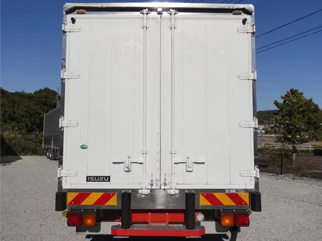 いすゞ フォワード SKG-FRR90S2(2WD)の写真7