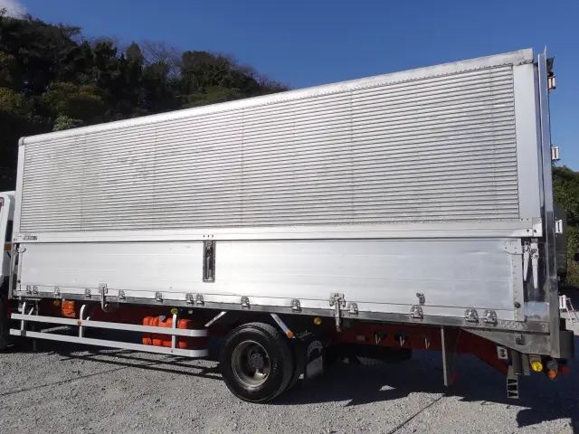 いすゞ フォワード SKG-FRR90S2(2WD)の写真8