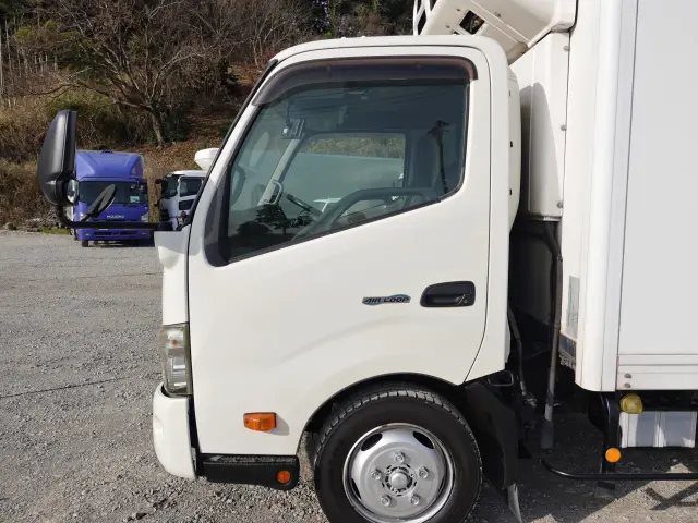 日野 デュトロ SKG-XZU710M(2WD)の写真15